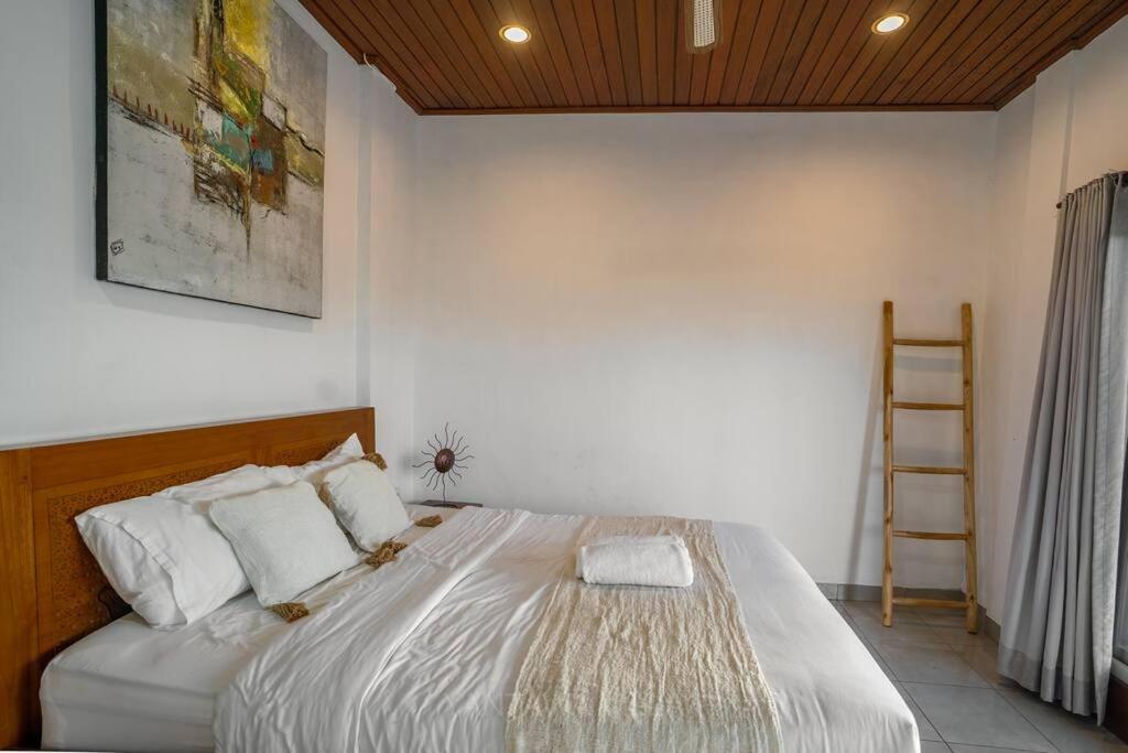 Beautiful 3 Bedroom Jungle View Ubud  Exterior photo