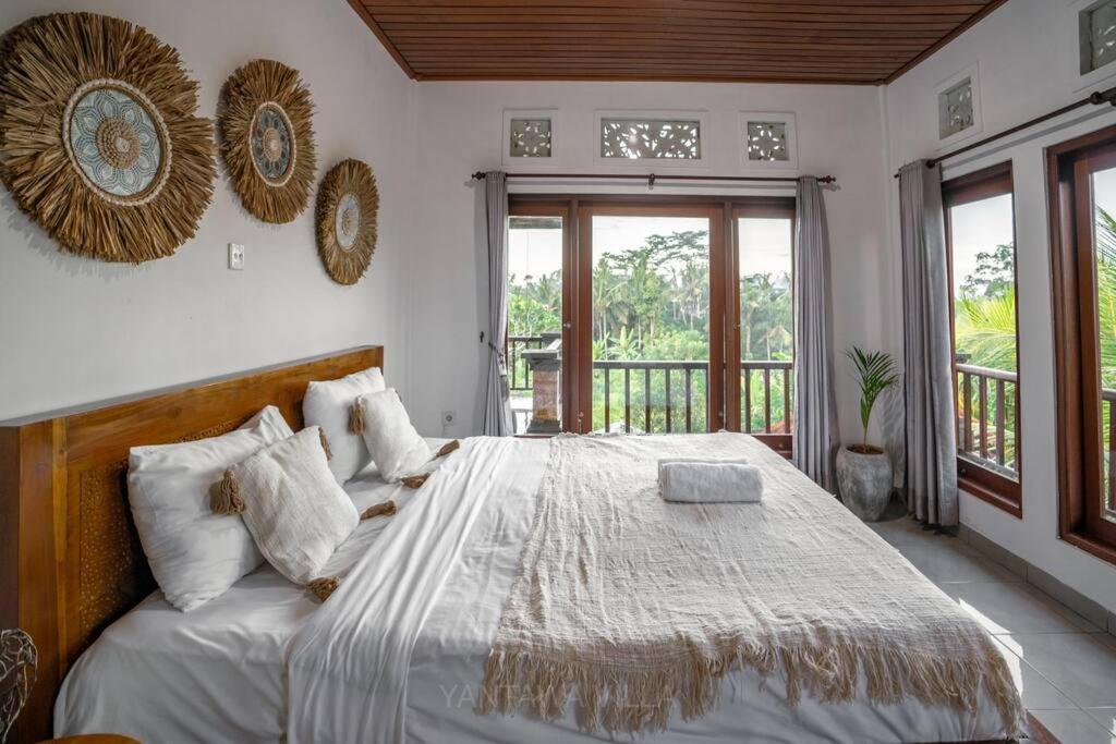 Beautiful 3 Bedroom Jungle View Ubud  Exterior photo